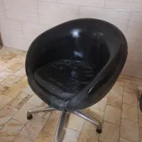 صندلی گَردان آرایشگاهی