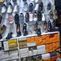 ویترین و دکوراسیون تماما امدیاف  مغازه کفش|بوفه، ویترین، کنسول|سنندج, |دیوار