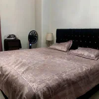 سرویس خواب کامل+کمد+میزلوازم آرایش