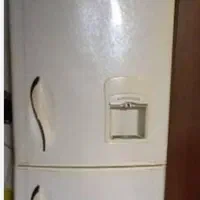 یخچال فریزر در حد نو