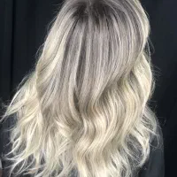 رنگ و لایت مو با متریال عالی|خدمات آرایشگری و زیبایی|لنجان, |دیوار