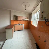 آپارتمان ۶۵متری/طبقه اول/وسط شهر