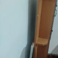 کمد|کتابخانه، شلف، قفسه‌های دیواری|میانه, |دیوار