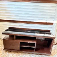 زیر تلویزیون