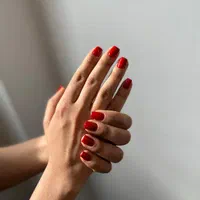 خدمات تخصصی ناخن|خدمات آرایشگری و زیبایی|اصفهان, باغ زرشک|دیوار