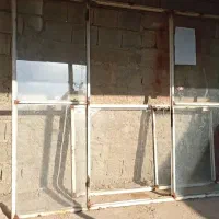 درب شیشه خور و ویترینی مغازه