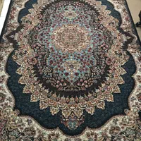 فرش رنگ سرمه‌‌ای طرح دار ۶متری