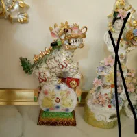 مجسمه کاسه دیوار کوب و اینه