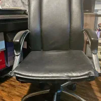 صندلی اداری چرخ دار