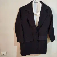 کت و شلوار به همراه شومیز سفید