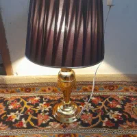 اباژور رو میزی نو و چوب لباسی