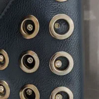 کیف|کیف، کفش، کمربند|پرند, فاز ۵|دیوار