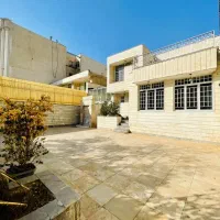 ۱۰۰۰متر ویلایی ۱۵ اتاق مناسب موسسات آموزشی،کافه‌ها