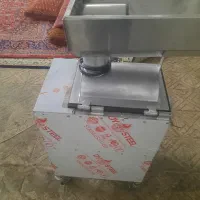 دستگاه آب گوجه گیری