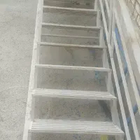 نردبان وپله فلزی