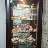 فروش فوری بوفه دو در هالوژن و آینه دار در حد نو
