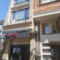 مغازه ۴ طبقه بر بلوار آزادی روبرو آزادی9