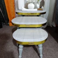 میز با سه تا گل میز با آینه کنسول