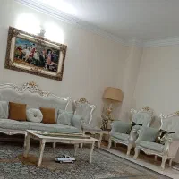 مبل سلطنتی چستر ۹ نفره چوب راش صدفی ورق طلا