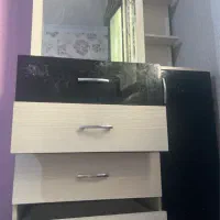 تخت دو نفره البته بدون تشک و درایور