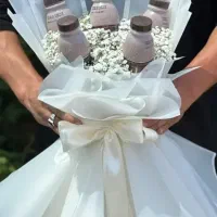 دسته خوراکی همراه گل