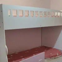 تخت دو طبقه