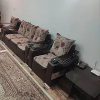مبل هفت نفره با میز عسلی و۳ عدد جلو مبلی