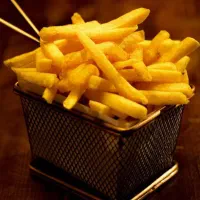 استخدام سرآشپز و کمک‌سرآشپز خانم (فست‌فود)