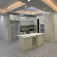 کابینت ممبران و جزیره ۱۸۰ سانتی