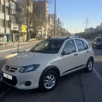 کوییک / کرمی سقف مشکی / 1402 / کم کار / بی رنگ