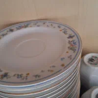 فنجان و نلبکی نعلبکی