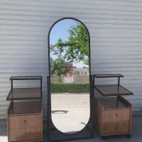 آینه پایه دار