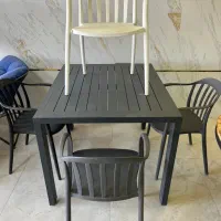 میز و صندلی