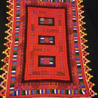 کوریشکارم پلیوار وآینه دوزم