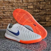 کفش سالن مجیستا