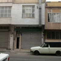 مغازه-بالکن-دار