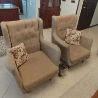 دو عدد مبل راحتی تک نفره