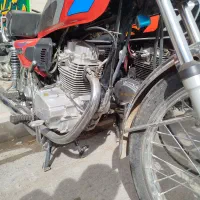 هندا۱۲۵ درحد۱۴۰۳|موتورسیکلت|خمین, |دیوار