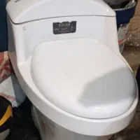 توالت فرنگی سالم