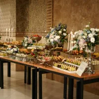 با ما شیک پذیرایی کن