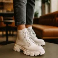 نیم بوت زنانه|کیف، کفش، کمربند|زابل, |دیوار