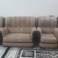 مبل ۷نفره سالم ودرحدنو بامیز عسلی وکاور