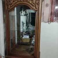 بوفه چوبی قدیمی