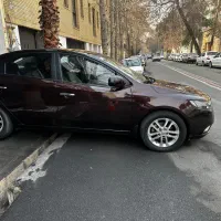 سراتو ۲۰۰۰ccمدل ۹۵ بی رنگ|خودرو سواری و وانت|تهران, قلهک|دیوار