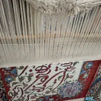 دار قالی با تابلو و نقشه و نخ سالم و تمیز