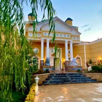 زمین-چهاردیواری-اقدسیه-طاووسیه