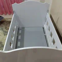 تخت نوزاد|تخت و صندلی بچه|مراغه, |دیوار