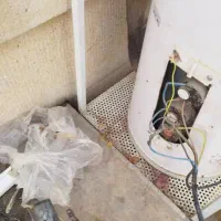 تعمیرات انواع پمپ و آبگرمکن و برق