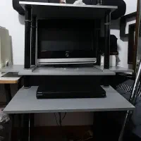 میزکامپیوتر ۹۰۰ تومان