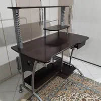 میز کامپیوتر با چار چوب فلزی محکم|میز تحریر و کامپیوتر|تهران, بهارستان|دیوار